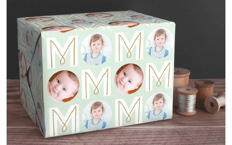 Unique personalized gift ideas for Mother's Day | Meaningful custom gifts for mom, nana or grandma from you, your kids (toddlers to teens) or grandkids. Buy her something she'll fall in love with this year - ideas for custom jewelry, portraits, kitchen, home and decor presents.