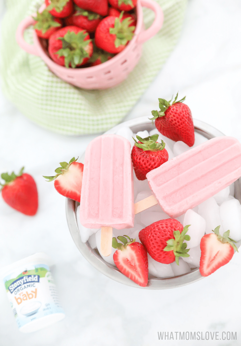 Strawberry Cheesecake Frozen Yogurt Popsicles2